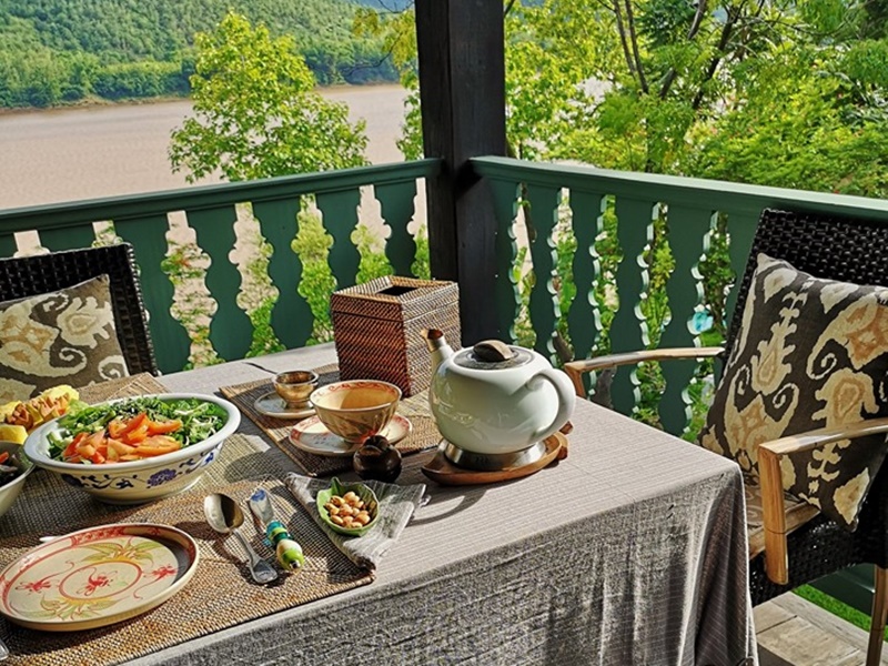 Private Lunch at Francis’ Home