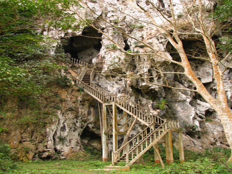 Walk to Phatoke Cave