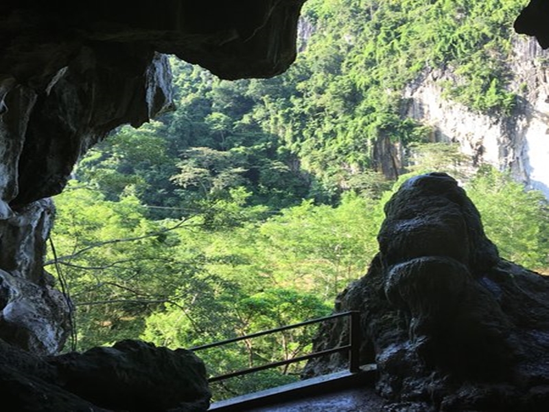 Walk to Phatoke Cave