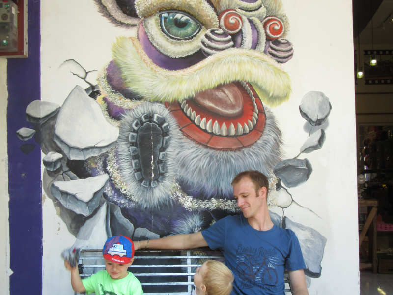 Family Street Art Tour By Trishaw
