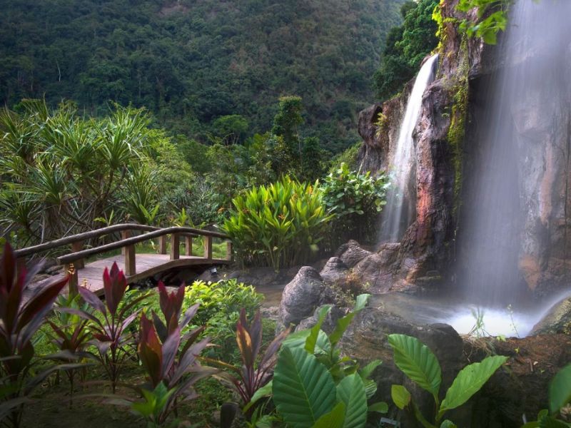 Fine Dining in a Cave