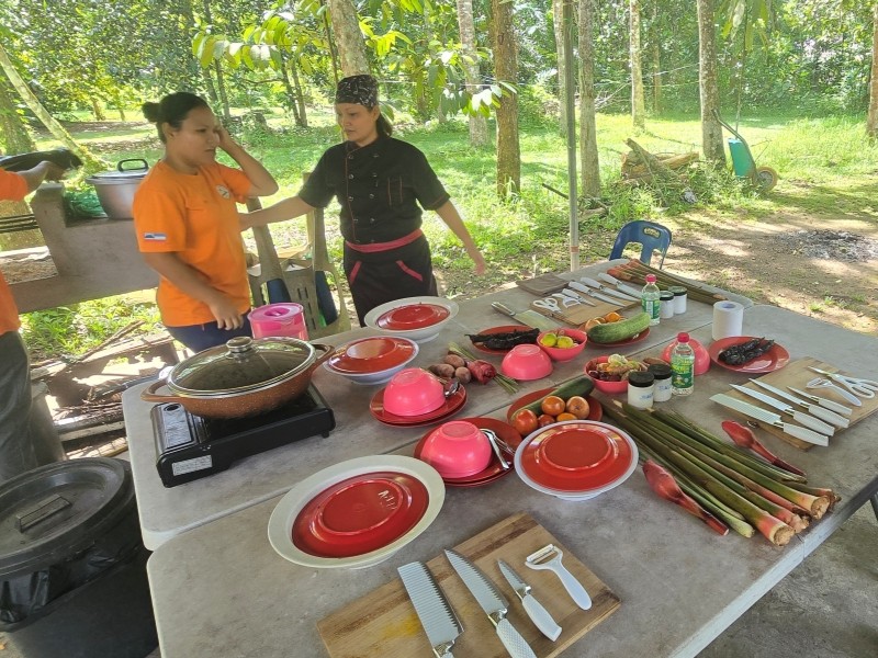 Flavours of Borneo Cooking Experience (Join-in)