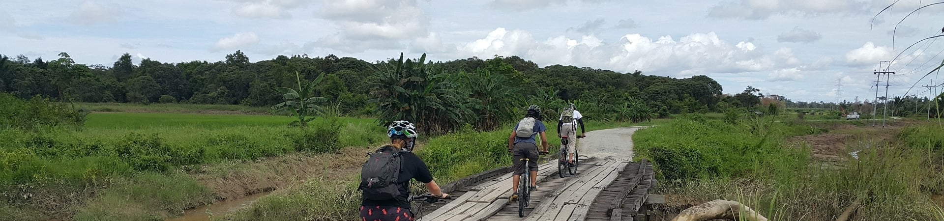 Image of Sunset Cycle & Dinner with the Locals
