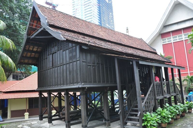 KL Walking Tour and National Museum