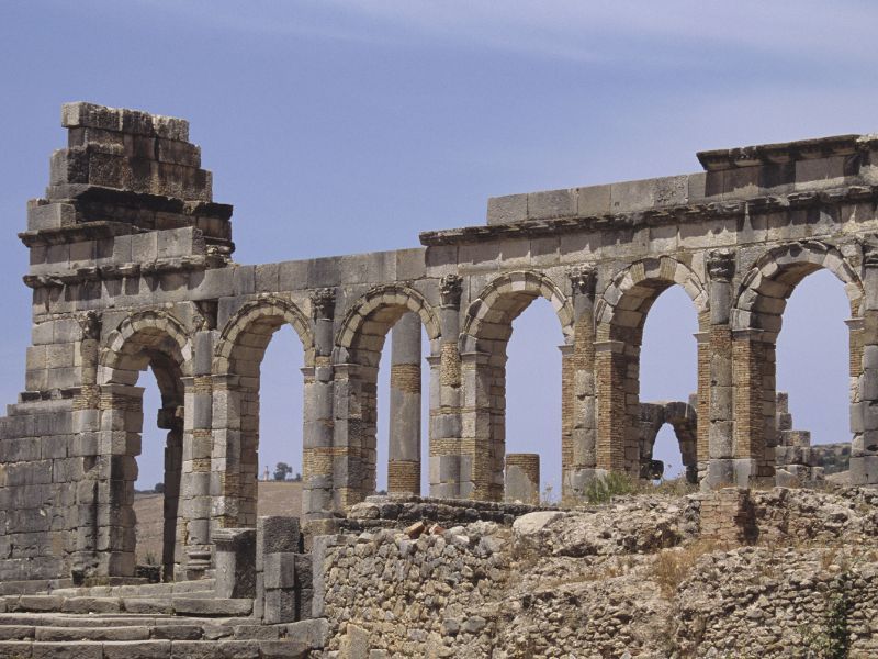 Chefchaouen to Fes: History & Flavors