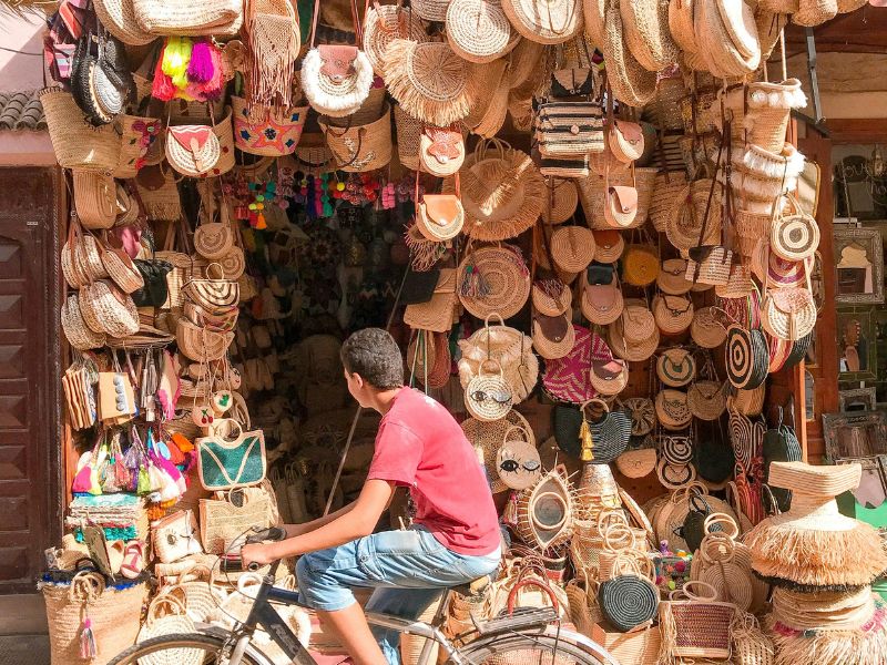 Standalone - Cycling Through the Hidden Medina