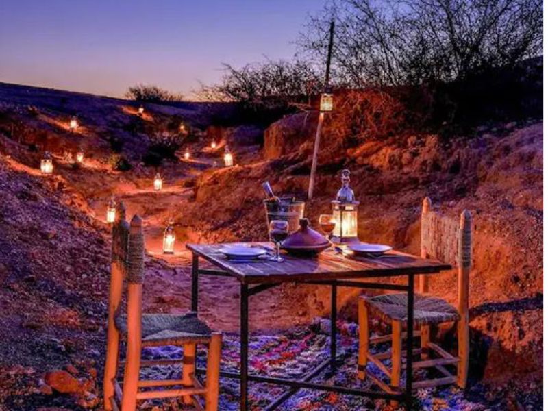 Desert Dinner Under the Stars