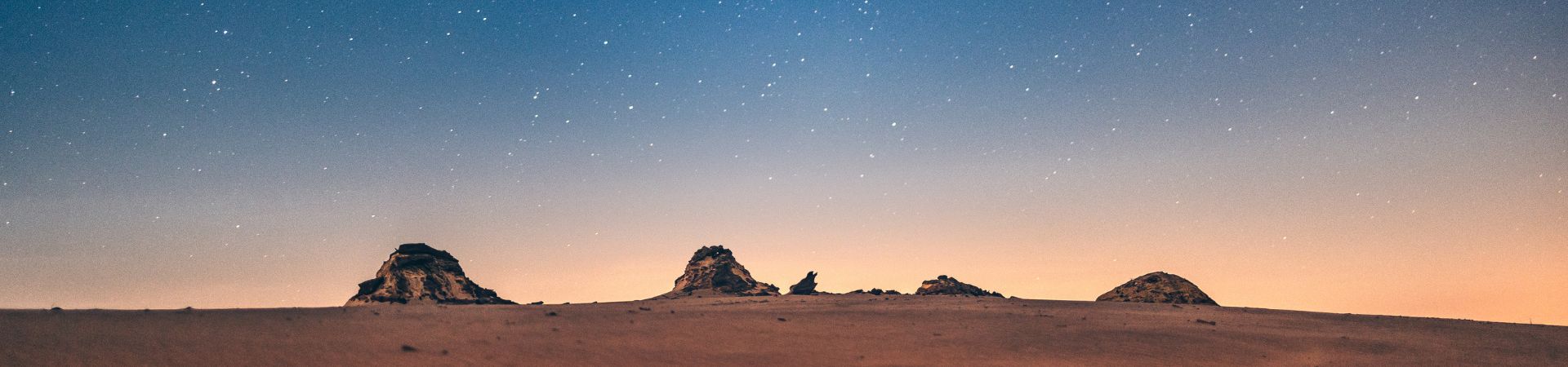 Image of Desert Dinner Under the Stars