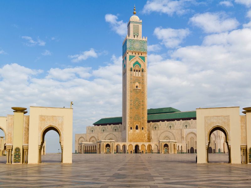 Overland - Essentials of Casablanca