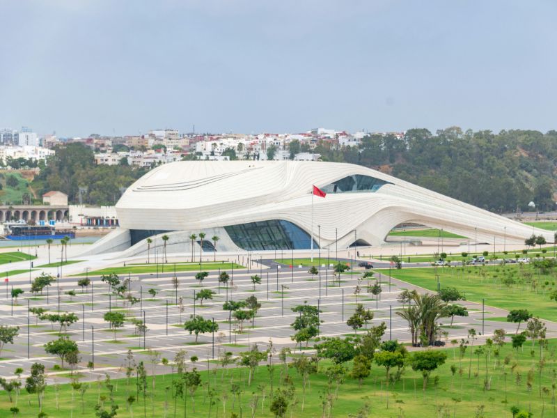 Overland - From Imperial Rabat to Modern Casablanca