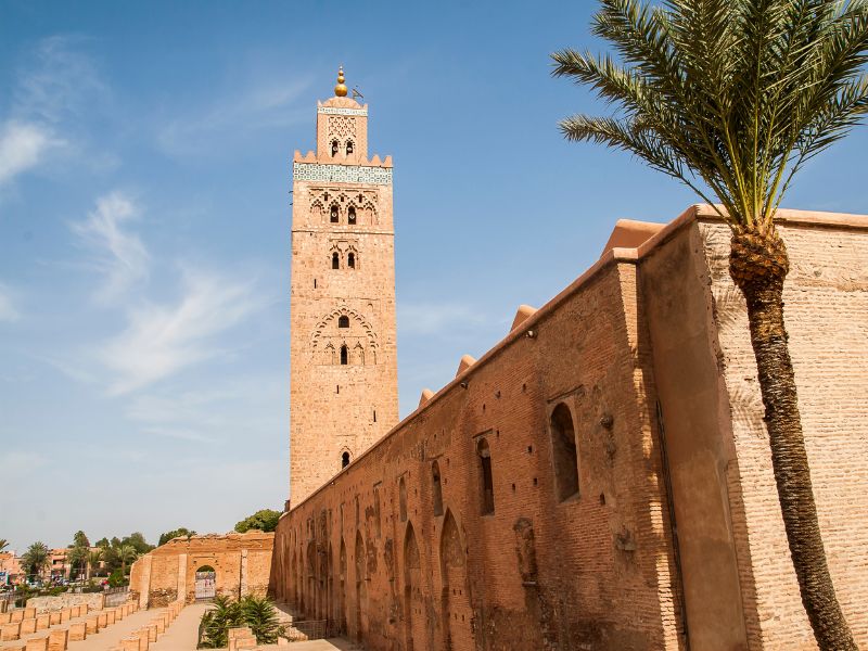 Standalone - Marrakech Medina Insights - With Vehicle