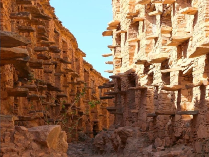 Overland - Beyond Agadir: Fortresses of the Anti-Atlas