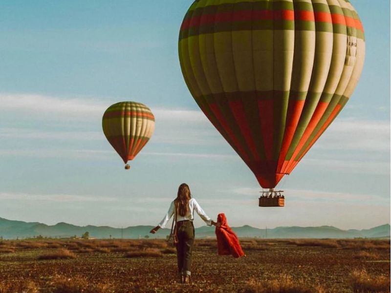 Standalone - Private Sunrise Balloon & City