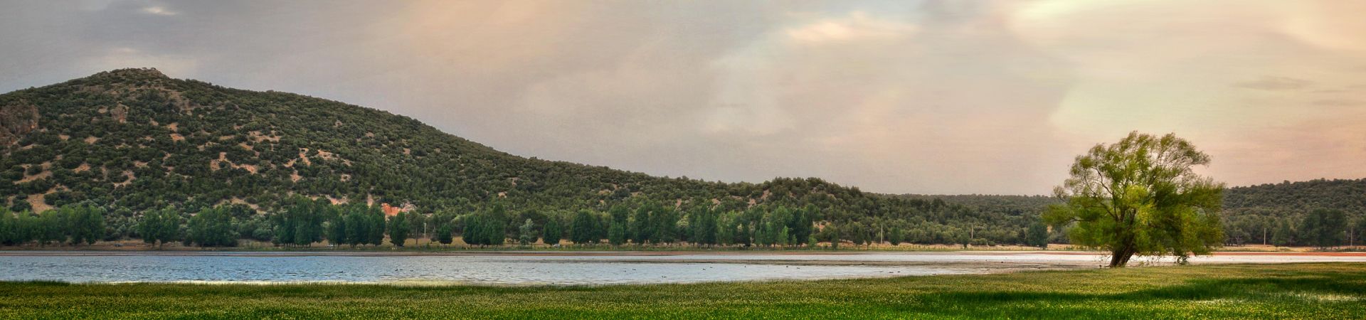 Image of Overland - Trails of the Rif: Hiking Talassemtane