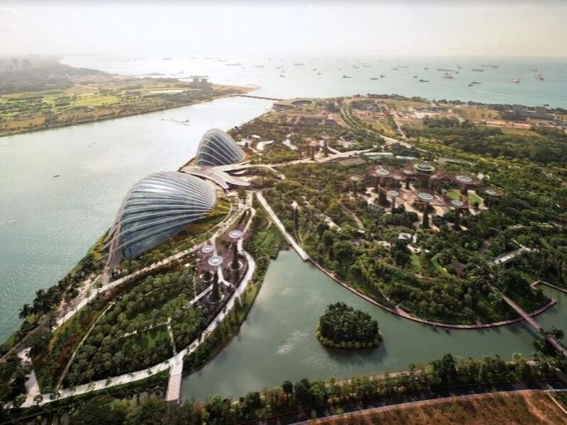 Cycling Singapore’s Iconic Sites