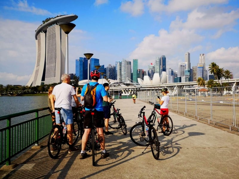 Cycling Singapore’s Iconic Sites