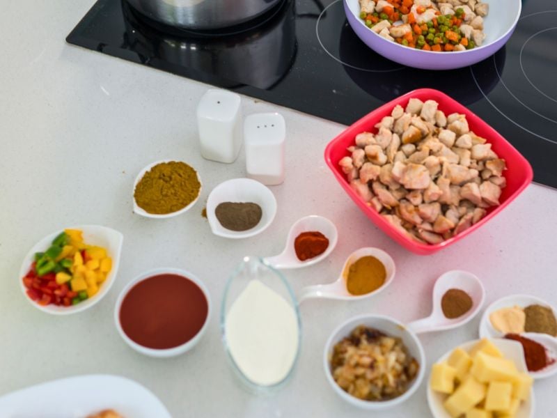 Singaporean Hawker Classics Cooking Class & Market Visit