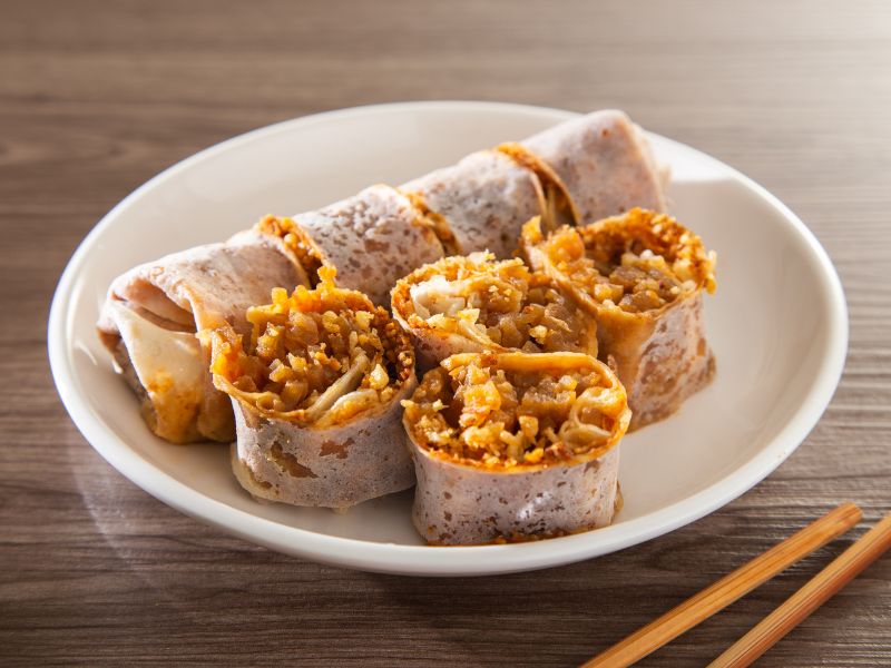 The Perfect Popiah Making at The Intan