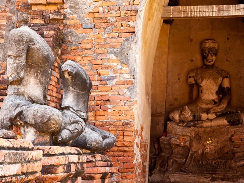 Ayutthaya Insight by Train (Public Transport)