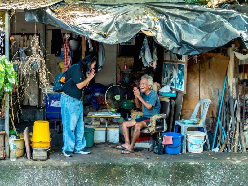 Bangkok Photo Walk: Iconic Sights and Local Life