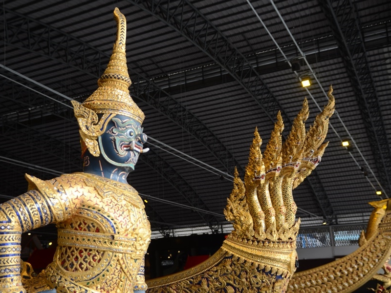 Bangkok’s Art & History by Water Limousine