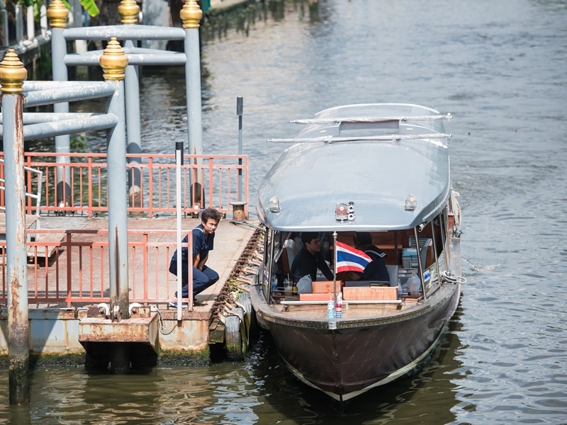 Bangkok’s Art & History by Water Limousine