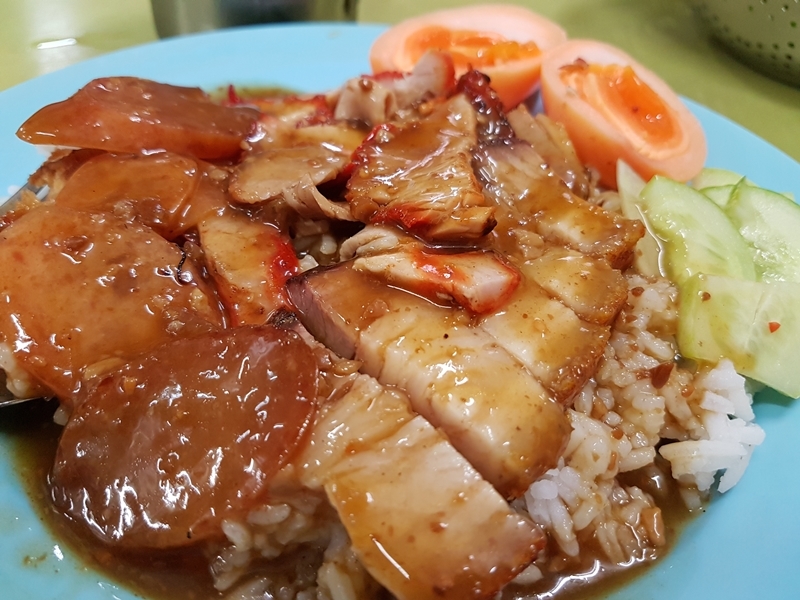 Flavors of Nighttime Chinatown