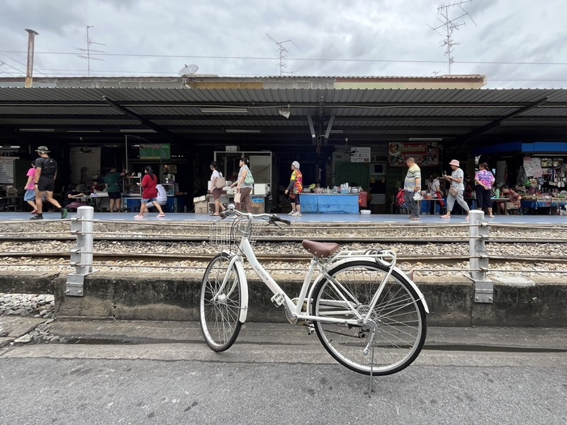 Exploring Vintage Bangkok the Local’s Way