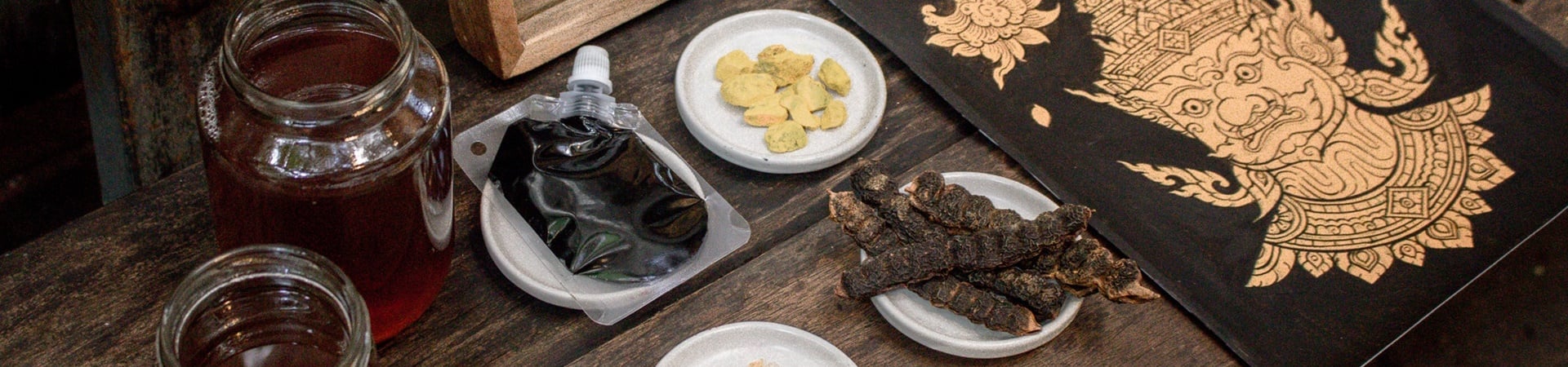 Image of Exquisite Thai Crafts Gold Art Workshop