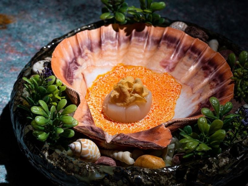 Futuristic Gastronomic Experience