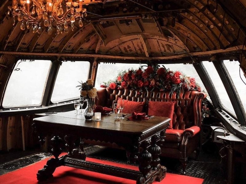 Futuristic Gastronomic Experience