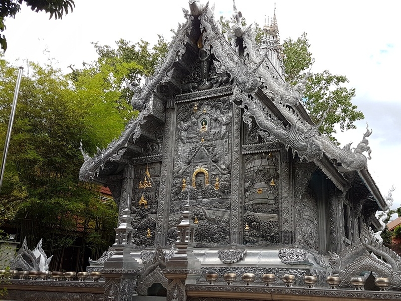 Hands-on Craftsmanship at the Silver Temple