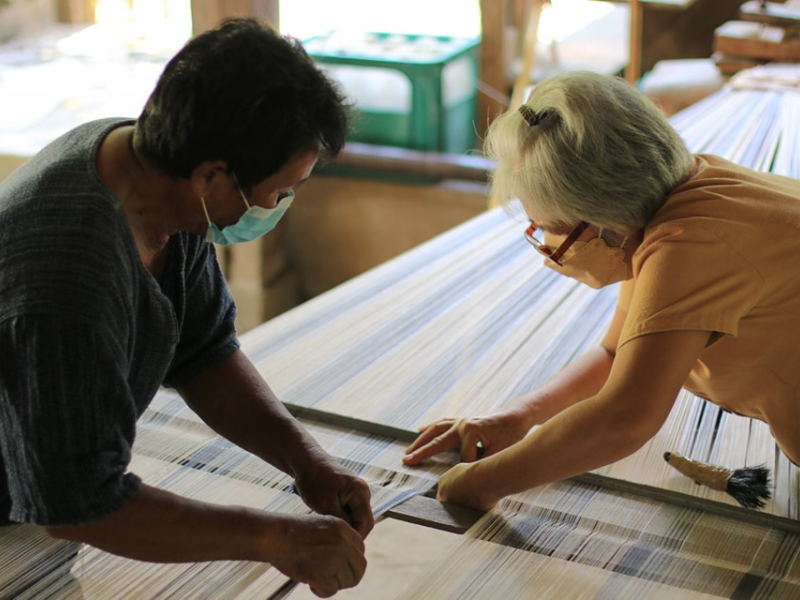 Handicraft Tie and Dye Art in Style