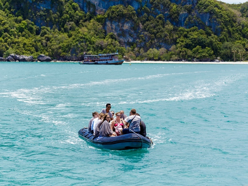 Marine Yachting Angthong by The Naga