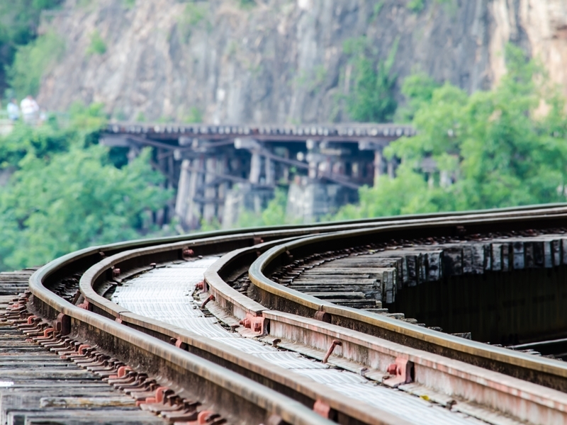 River Kwai via Damnoen Saduak Floating Market