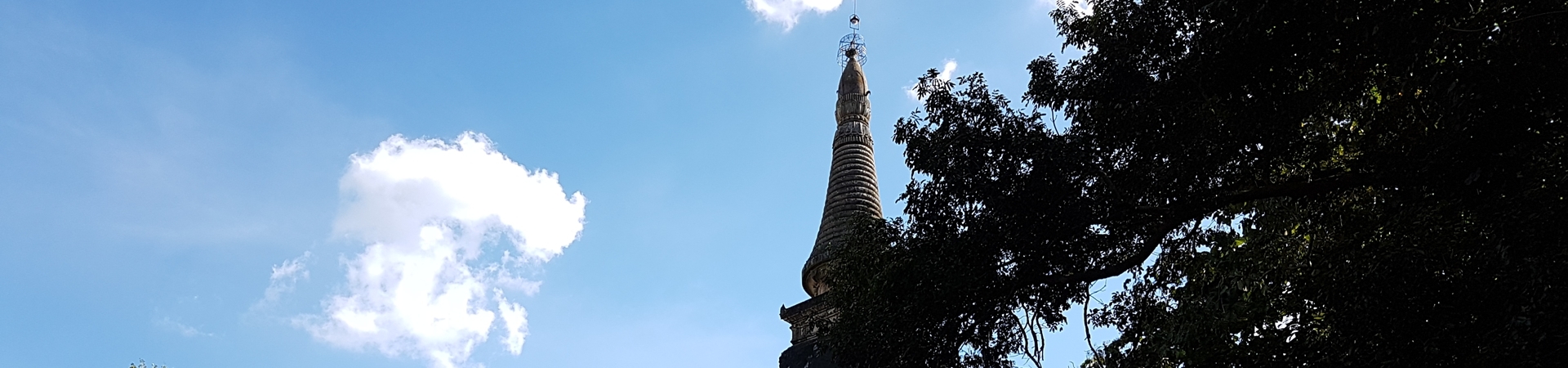 Image of Tunnel Temple and Hilltribe Visit