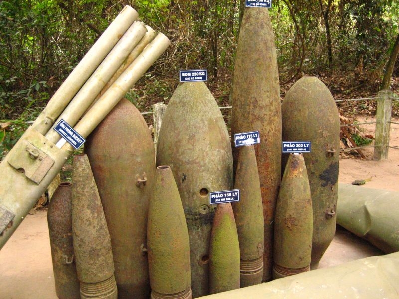 A Day Cao Dai Temple & Cu Chi Tunnels