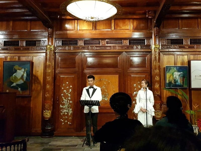 A Sophisticated Evening of Art, Music and Culture