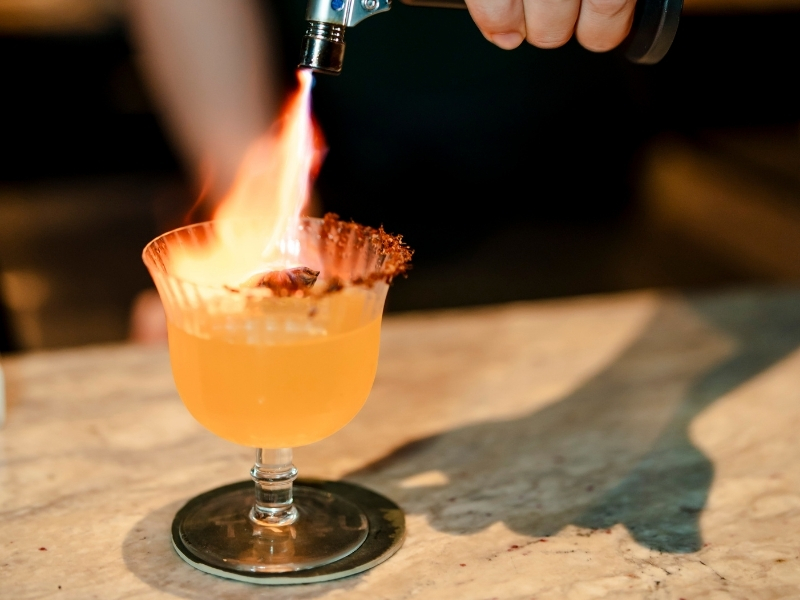 An Evening Show & Cocktails - Saigon