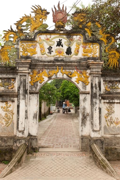 A Day Duong Lam Village