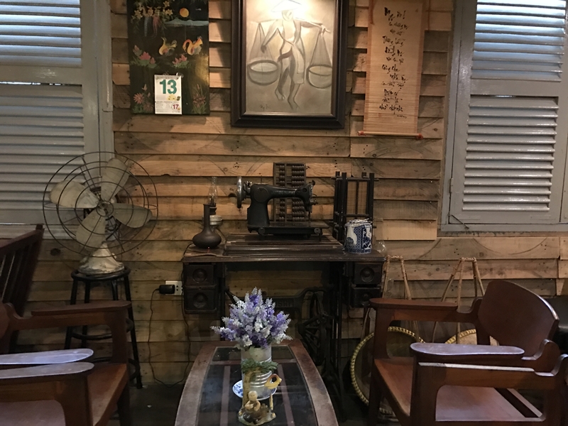 Evening Street Eat Wander - Saigon