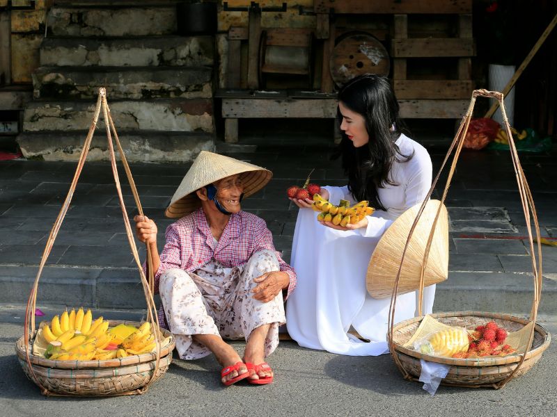 Explore Hanoi’s Vegetarian Street Eats