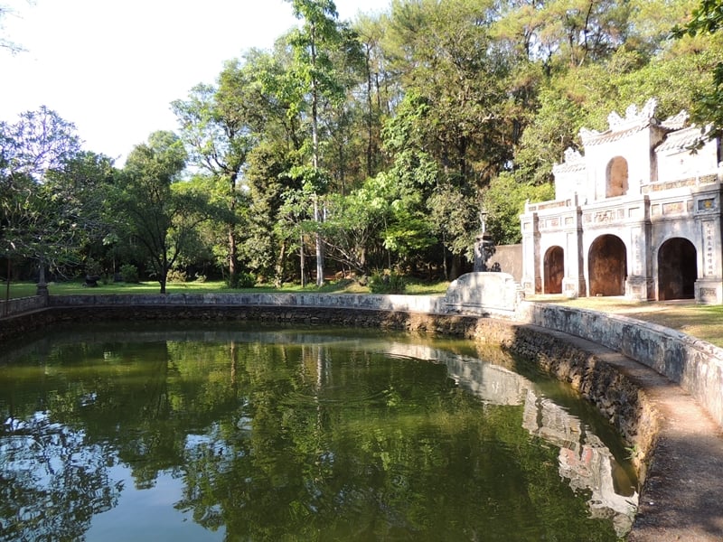 Half Day Hue Insider