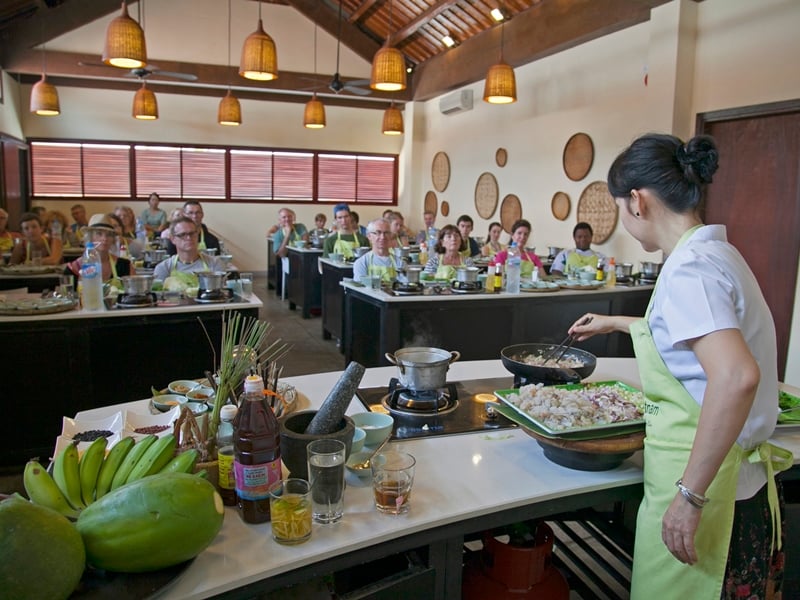 Half Day at The Market Cooking School (Join In)