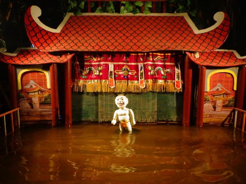 Water Puppetry: A Behind The Scences Experience