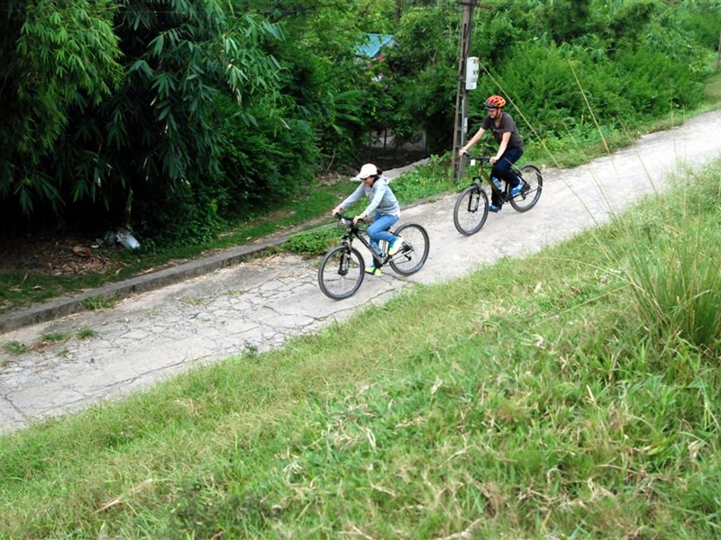 Hanoi Rural Life By Bicycle
