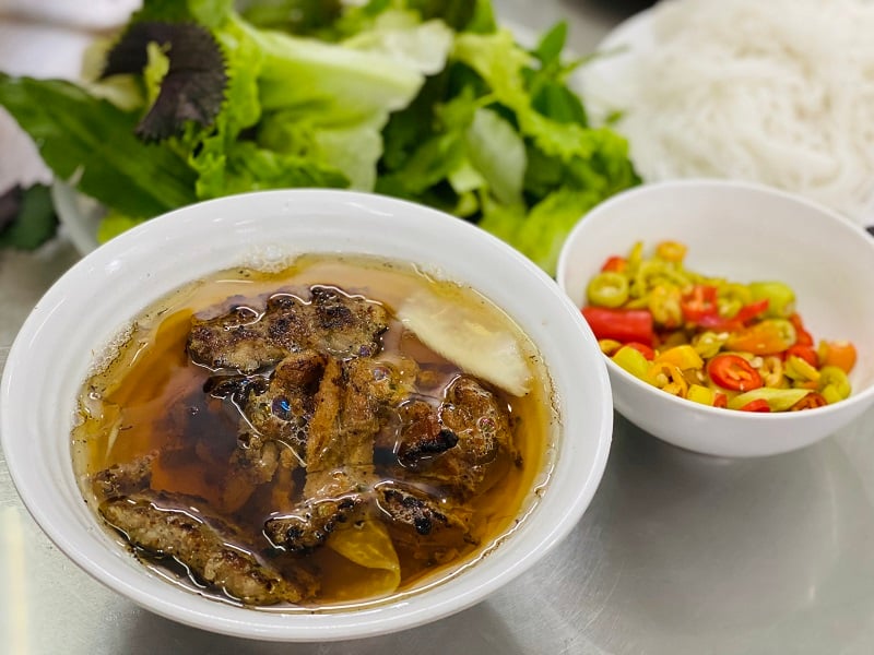 Hanoi’s French Quarter: Eat and Explore