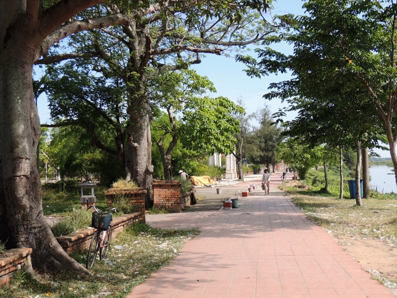 Historic Thanh Toan Bridge and Phuoc Tich Village