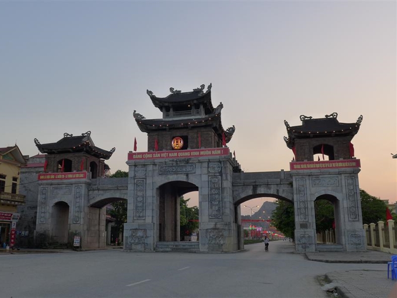 Full Day Hoa Lu and Trang An in Ninh Binh