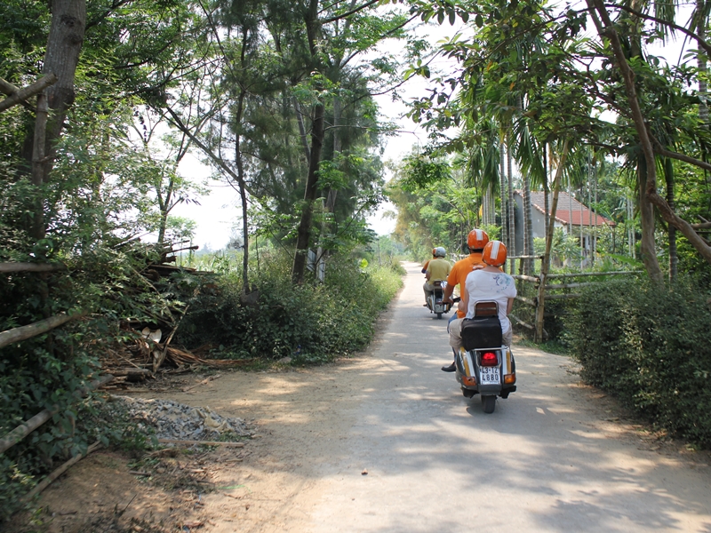 Hoi An AM Countryside Odyssey by Vintage Vespa
